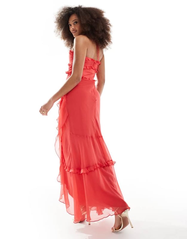 Dresses by ASOS DESIGN Best dressed: secured Halterneck style Ruffle details Tie-back fastening Regular fitSold By: Asos
