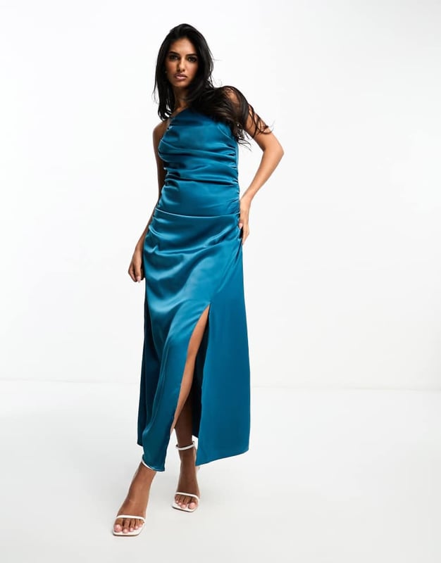 Dresses by Y.A.S Best dressed: secured Square neck Adjustable straps Ruched detail Side split Regular fitSold By: Asos