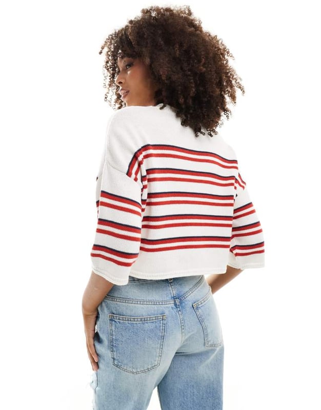 Jumpers & Cardigans by ASOS DESIGN May cause compliments Stripe design Crew neck Short sleeves Cropped length Regular fitSold By: Asos