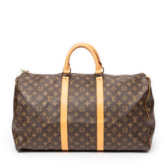Louis Vuitton Bolsas Keepall 50 Bolsa de viaje en Marrón Lona recubierta y Latón dorado hardware. El producto está en en Excelentes Condiciones (A).
  Dimensiones: 50x26x22 cm 
  Accesorios incluidos: None
    
  BrandCo Paris encuentra artículos raros y en las mejores condiciones a precios increíbles. ¡Vale la pena tener paciencia! Compra con confianza: todos los artículos de BrandCo Paris son seleccionados y autenticados cuidadosamente por nuestro equipo de expertos.
  Todos los artículos vienen con un certificado de autenticidad y un embalaje entregado por BrandCo Paris.
  Tabla de clasificación de la condición del artículo
  N (como nuevo)
  AA (perfecto estado)
  A (excelente estado)
  AB (muy buen estado)
  B (bueno/regular)