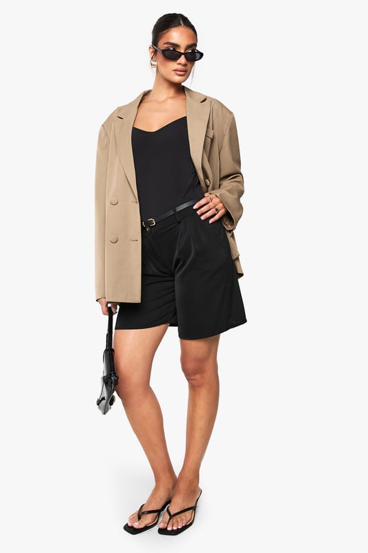 Steal the style top spot in a statement separate from the tops collectionCamis or crops, bandeaus or bralets, we've got all the trend-setting tops so you can stay statement in separates this season. Hit refresh on your jersey basics with pastel hues and pick a quirky kimono to give your ensemble that Eastern-inspired edge. Off the shoulder styles are oh-so-sweet, with slogans making your tee a talking point.