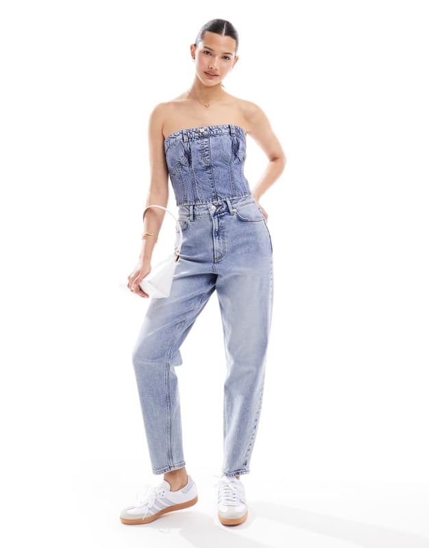 Tops by Miss Selfridge Talk about a wardrobe staple Bandeau neck Zip back fastening Cropped length Regular fitSold By: Asos