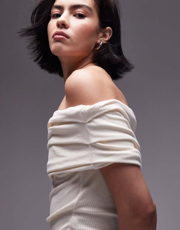 Tops by Topshop This is Topshop Bardot neck Regular fitSold By: Asos