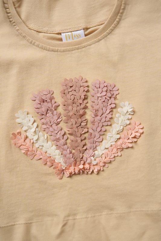 This cute set by Miss features a printed T-shirt with playful ruffle sleeves and a matching floaty skirt. Designed for twirling, exploring, and everything in between, it’s the perfect outfit for carefree days and fun-filled adventures.