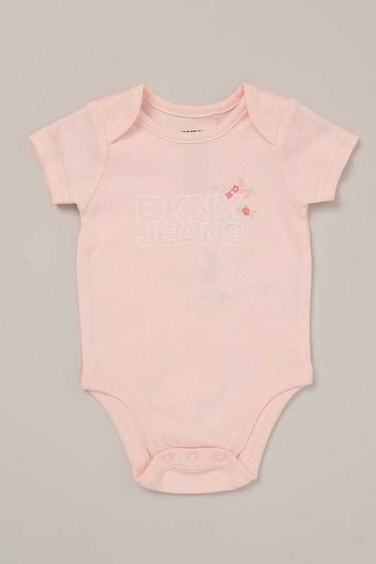 This soft and breathable 3-piece set from DKNY includes comfy cotton blend trousers, a short-sleeve bodysuit, and a coordinating cardigan - perfect for layering through Spring and Summer. Whether you're heading out or staying in, it’s a versatile everyday outfit for little ones.