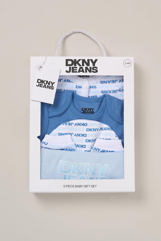 The perfect gift or everyday essential, this 5-piece set from DKNY includes a cosy all-in-one, soft bodysuit, matching hat, mittens and bib. The cotton rich blend is gentle on delicate skin and ideal for layering during cooler months. A complete outfit for your little one.