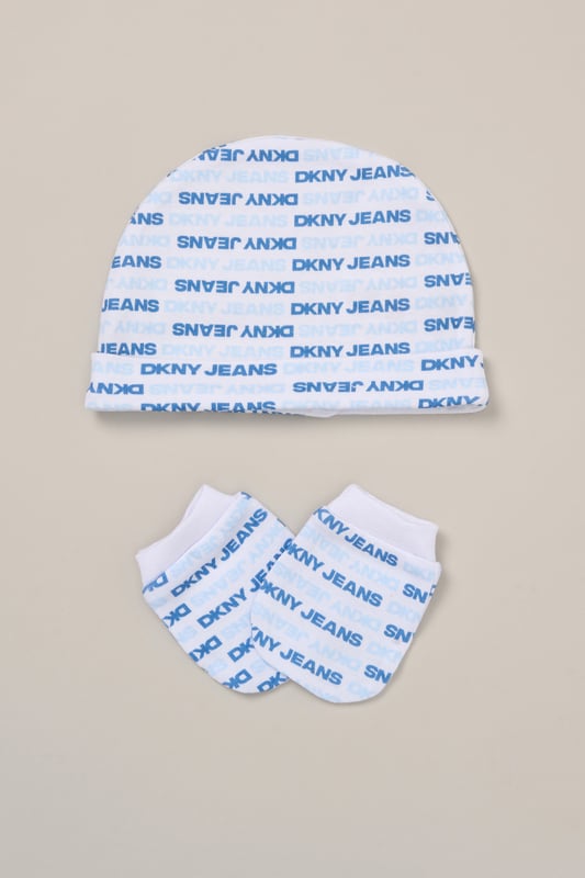 The perfect gift or everyday essential, this 5-piece set from DKNY includes a cosy all-in-one, soft bodysuit, matching hat, mittens and bib. The cotton rich blend is gentle on delicate skin and ideal for layering during cooler months. A complete outfit for your little one.