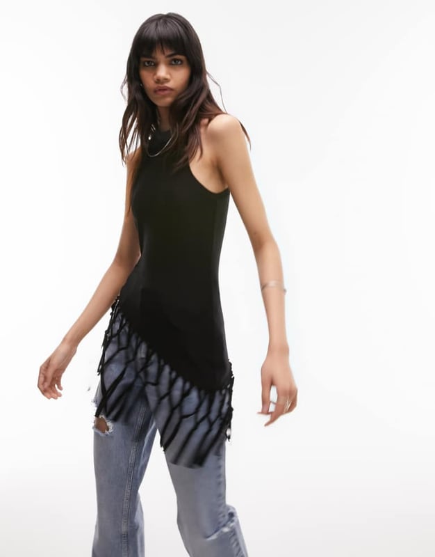 Tops by Topshop Welcome to the next phase of Topshop Round neck Racer back Regular fitSold By: Asos