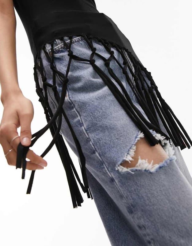 Tops by Topshop Welcome to the next phase of Topshop Round neck Racer back Regular fitSold By: Asos