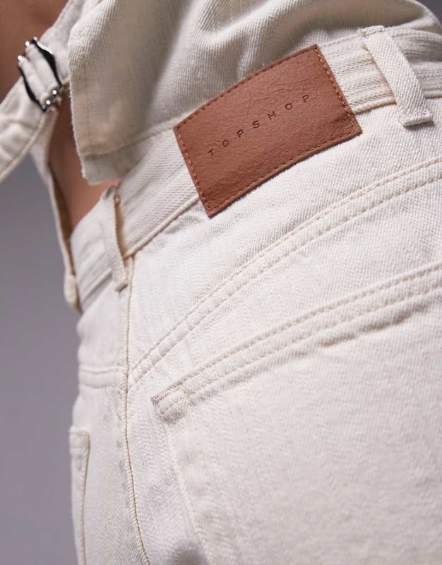 Jeans by Topshop This is Topshop Straight fit Belt loops Five pocketsSold By: Asos