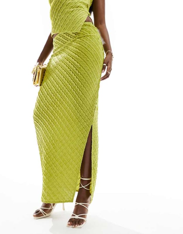 Skirts by Kaiia Part of a co-ord set Top sold separately High rise Elasticated waist Side split Regular fitSold By: Asos