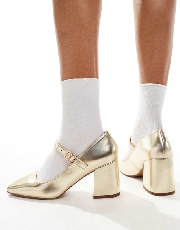 Shoes by ASOS DESIGN Adding to bag in 3, 2, 1? Adjustable strap Pin-buckle fastening Square toe Mid block heelSold By: Asos