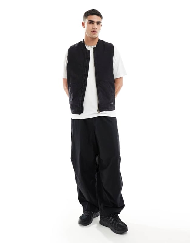 Jackets & Coats by Jack & Jones Low-key layering Baseball collar Zip fastening Side pockets Regular fitSold By: Asos