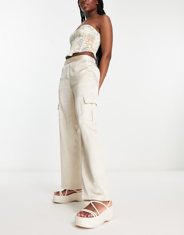 Trousers & Leggings by JDY These are going to be *well loved* Mid rise Stretch-back waistband Functional pockets Straight fitSold By: Asos