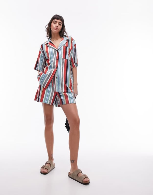 Trousers & Leggings by Topshop Welcome to the next phase of Topshop Shorts sold separately Revere collar Button placket Chest pocket Relaxed fitSold By: Asos