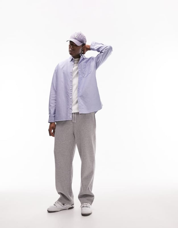 Shirts by Topman Welcome to the next phase of Topman Button-down collar Button placket Chest pocket Long sleeves Relaxed fitSold By: Asos