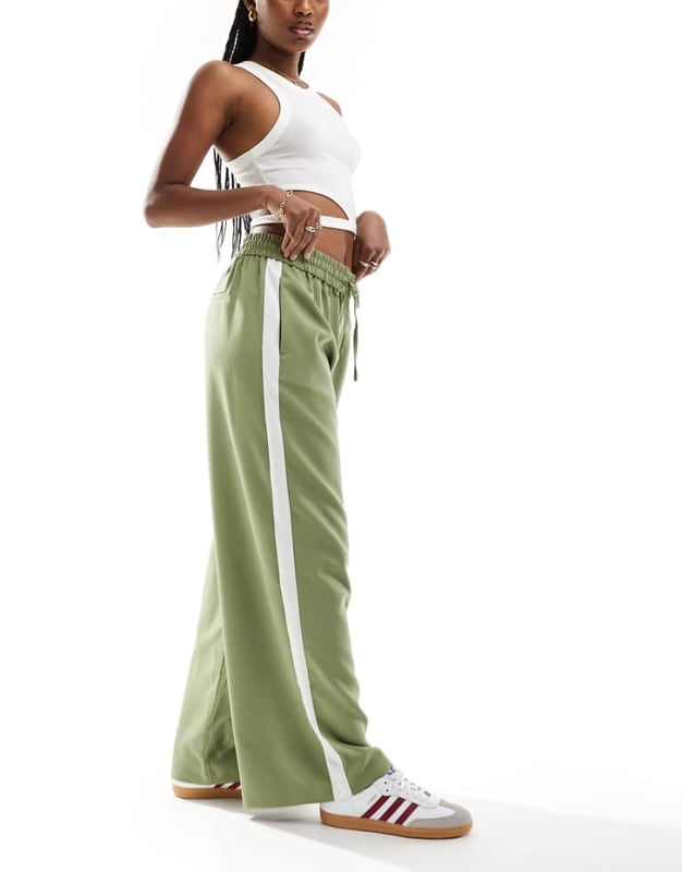 Trousers & Leggings by ONLY For days when denim won't do High rise Contrast panel detail Side pockets Wide legSold By: Asos