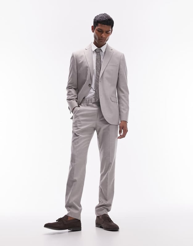 Trousers & Chinos by Topman Welcome to the next phase of Topman Regular rise Belt loops Functional pockets Slim fitSold By: Asos