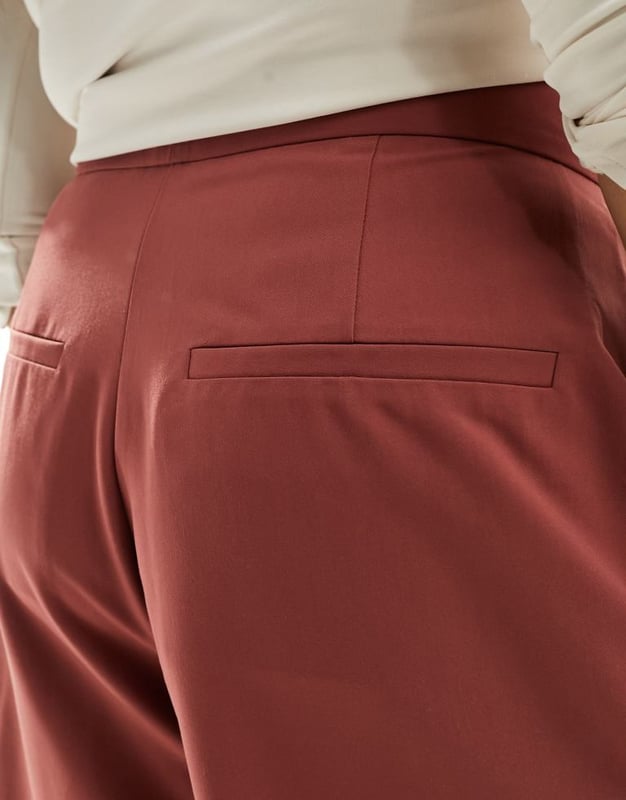Shorts by ASOS DESIGN Take the short cut High rise Functional pockets Regular fitSold By: Asos