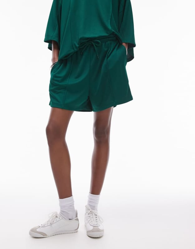 Trousers & Leggings by Topshop This is Topshop Top sold separately High rise Drawstring waistband Side pockets Relaxed fitSold By: Asos