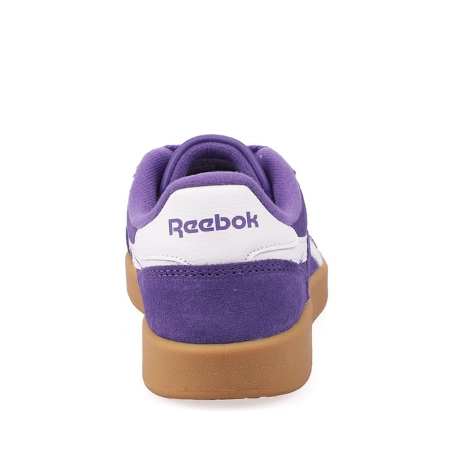 Mens Reebok Smash Edge Trainers in purple.- Lightweight synthetic upper.- Lace up fastening.- Reebok branding.- T-toe.- Textile lining.- Rubber sole.- Ref: 100216160