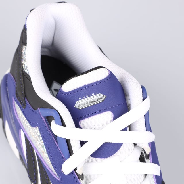 Reebok Preseason 94 Low Trainers in purple.- Leather and textile upper.- Lace closure.- TPU-reinforced eyelets.- Textile lining.- Lugged rubber outsole.- Ref.: 100202416