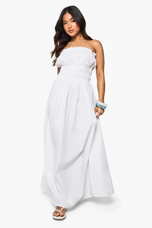 boohoo PETITE.Serving up the same statement styles in scaled down sizes, boohoo Petite is your port of call for perfectly proportioned pieces designed to fit women of 5&rsquo;3&rdquo;/1.60m and under.