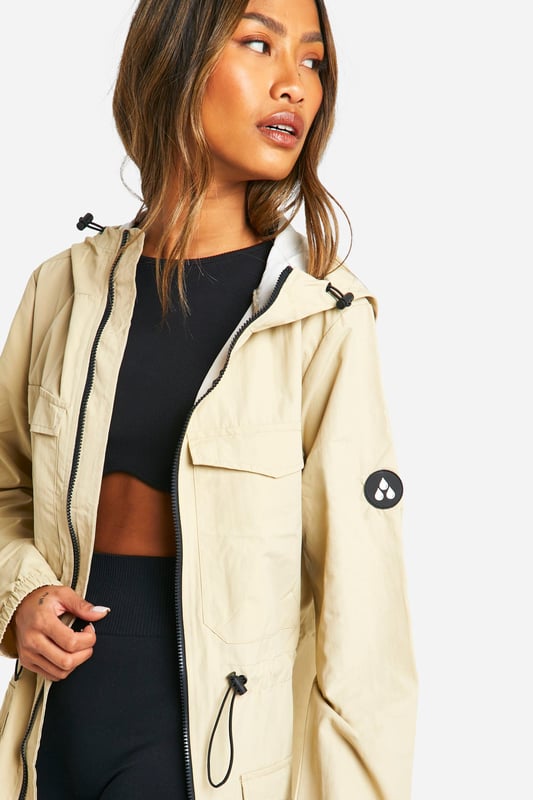 Got a festival coming up? Practical, statement making, and perfect for dancing in, be prepared to take on whatever the weather decides to throw at you with our festival jackets. Get your rave on in a waterproof festival rain mac or bomber, or switch it up for a festival parka with a tassel trim, or a shredded denim jacket with floral embroidery. Whatever you choose, we've got all the on-trend pieces that'll keep you lookin' badass while you dance the night away.Style: Festival MacFabric: PolyesterLength: LonglineSleeve Length: Long Sleeve