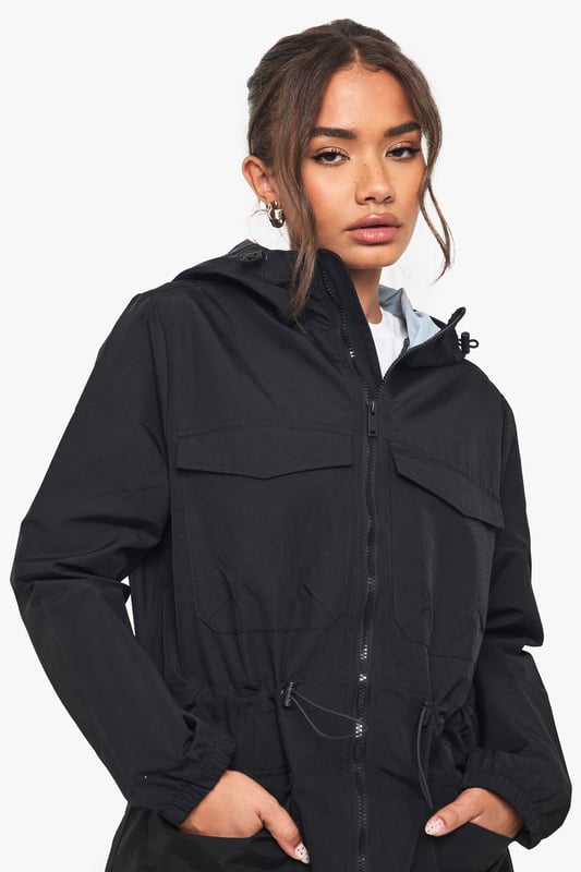 Got a festival coming up? Practical, statement making, and perfect for dancing in, be prepared to take on whatever the weather decides to throw at you with our festival jackets. Get your rave on in a waterproof festival rain mac or bomber, or switch it up for a festival parka with a tassel trim, or a shredded denim jacket with floral embroidery. Whatever you choose, we've got all the on-trend pieces that'll keep you lookin' badass while you dance the night away.Style: Festival MacFabric: PolyesterLength: LonglineSleeve Length: Long Sleeve