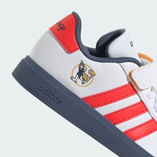 Wherever kids go, their Disney favourites go with them. These kids' adidas sneakers bring a little magic to play dates, park trips and more. The lightweight upper is lined for comfort while the flexible rubber outsole stands up to daily wear. Stretchy laces make for easy on and off, so nothing gets in the way of the fun.  - Regular fit - Elastic laces with hook-and-loop top strap - Synthetic upper - Textile lining - Disney's Mickey and Friends graphics - Rubber outsole - ©Disney  Shipped by adidas