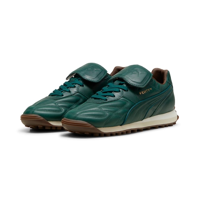 PRODUCT STORY: The newest FENTY x PUMA Avanti by Rihanna is reinvented with premium leather, touches of gold, and retro gum soles. Inspired by football legends, this Avanti is worn by Romeo Beckham and many others in the latest FENTY x PUMA campaign. DETAILS: Oil-treated leather on upper, which wears over time; Lace closure; Foam wedge midsole; Dark gum outsole; FENTY x PUMA co-branding details.