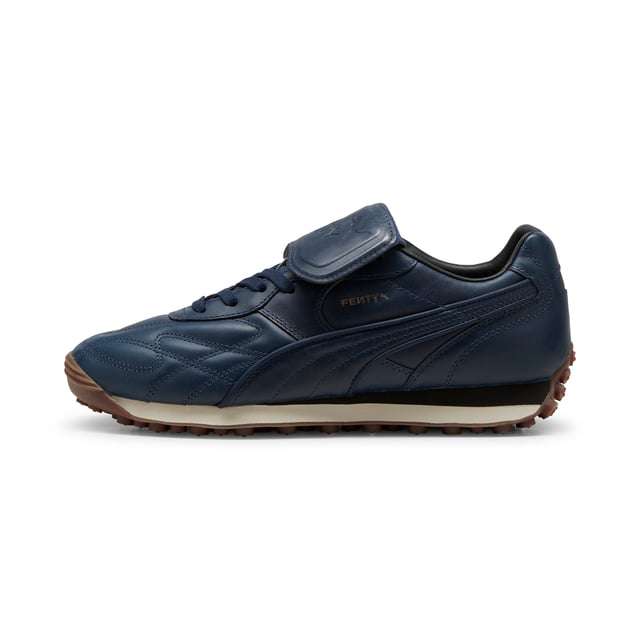 PRODUCT STORY: The newest FENTY x PUMA Avanti by Rihanna is reinvented with premium leather, touches of gold, and retro gum soles. Inspired by football legends, this Avanti is worn by Romeo Beckham and many others in the latest FENTY x PUMA campaign. DETAILS: Oil-treated leather on upper, which wears over time; Lace closure; Foam wedge midsole; Dark gum outsole; FENTY x PUMA co-branding details.