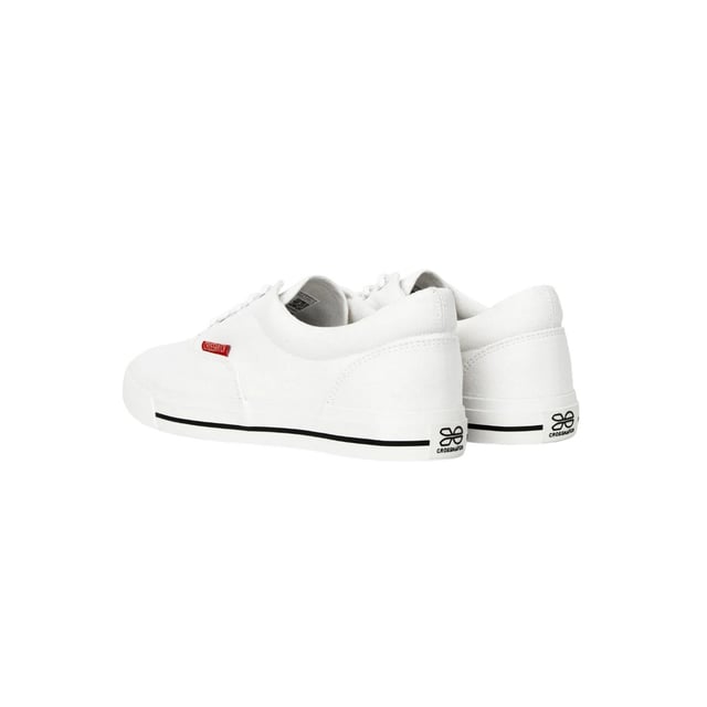 Upper: Canvas. Outsole: Rubber. 5 Eyelets. Padded Ankle, Woven Label. Flat. Cut: Low Cut. Design: Contrast, Logo, Rubber Badge. Toe Style: Round. Fastening: Lace Up.