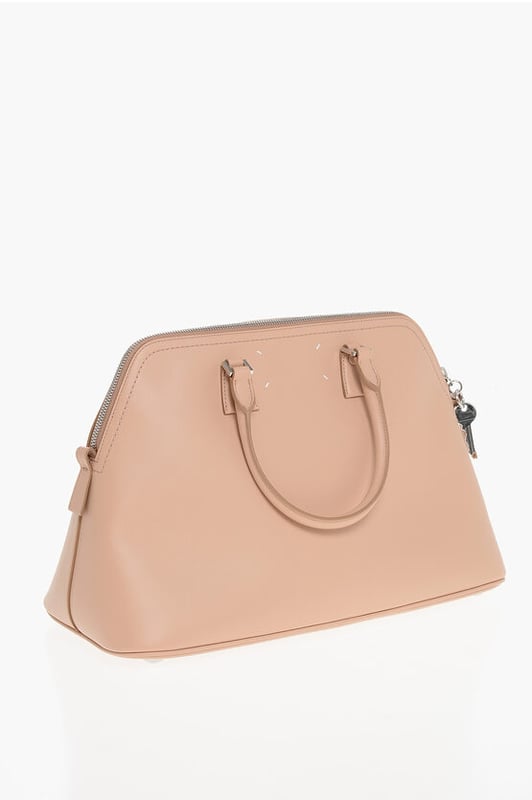 Primavera-Verano, Rosa, Cierre de cremallera, Bolsillo interior, Bolsillo exterior, Bandolera ajustable, Bandolera extraíble, Piel, Logotipo, Bolso de mano, Hecho en Italia, Casual, LxAlxAn: 37x37x19cm