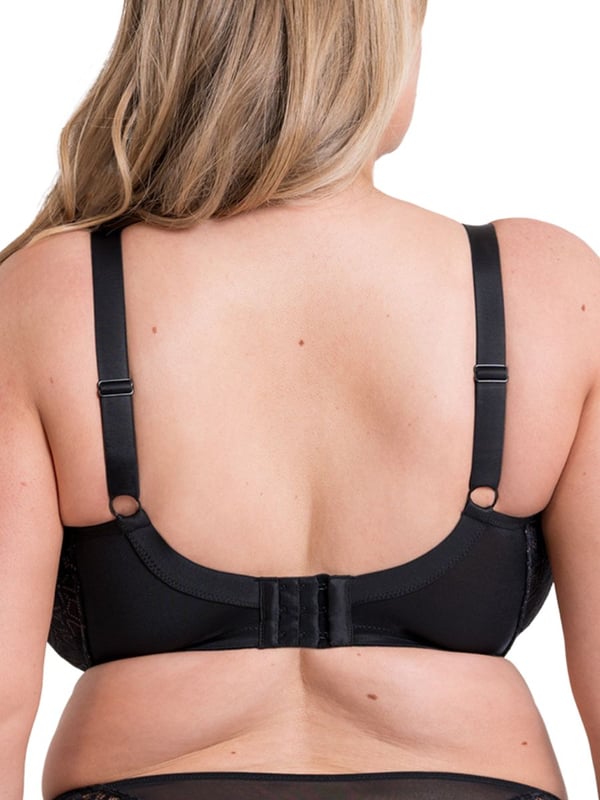 Curvy Kate Lovelace Full Cup Side Support Bra. Underwired full cup bra with a smooth graphic floral lace, side support, stretch lace top and a built up lace apex panel. The product is recommended for hand wash only.