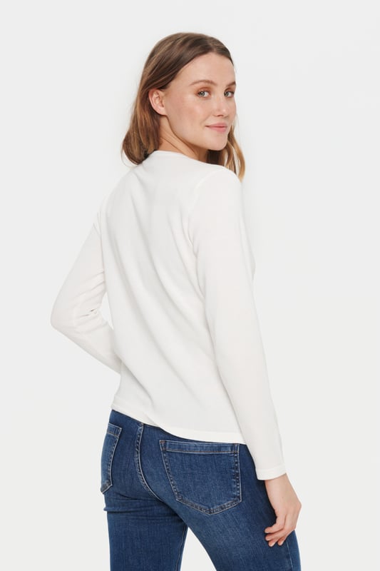 Classic fit,Lange mouwen  Fijne was 30°, niet bleken, niet in de droger drogen, Liggend laten drogen., koud strijken max. 110° C, Chemisch laten reinigen.  80% Viscose,20% Polyamide