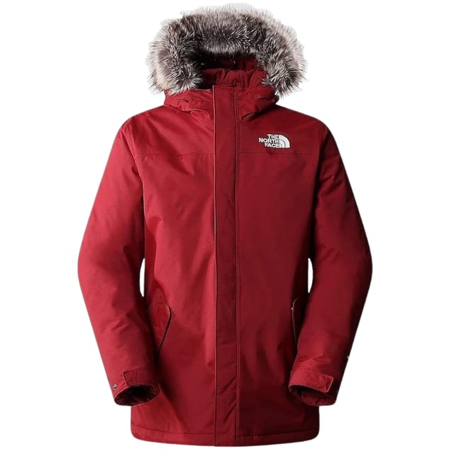 Experience the premium North Face REC ZANECK JACKET in striking Cordovan Red. This sophisticated men's outerwear piece, crafted in Cambodia, combines the iconic North Face quality with rich, eye-catching color that demands attention wherever you go. 100% Polyamide