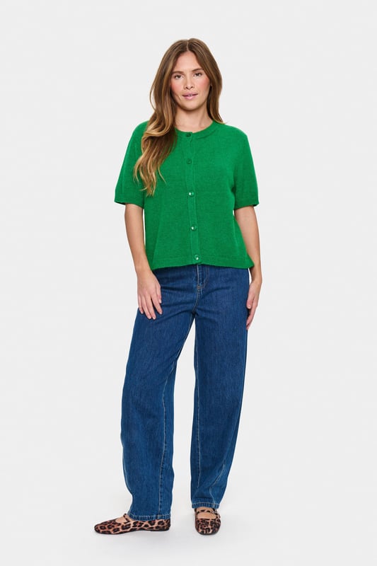 Regular fit,Korte mouwen  Handwas, niet bleken, niet in de droger drogen, Liggend laten drogen., koud strijken max. 110° C, Niet droog reinigen  80% Polyester,11% Acryl,6% Wol,3% Elastaan
