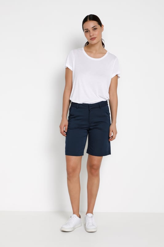 Regular fit,Hohe Taille,Über Knielänge  Schonwäsche 30°, Nicht bleichen, Nicht im Trockner trocknen, Tropnass aufhängen im Schatten, Kalt bügeln max. 110° C, Trockenreinigung  38% Polyester,30% Baumwolle,30% Viskose,2% Elasthan