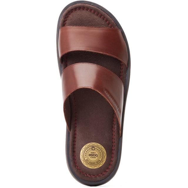 The best just got bigger! Meet Woburn, one of the UK's best selling brogues by Base London. With eye-catching Hi Shine leather uppers and a chunky fashion sole, you can walk tall in style and comfort.