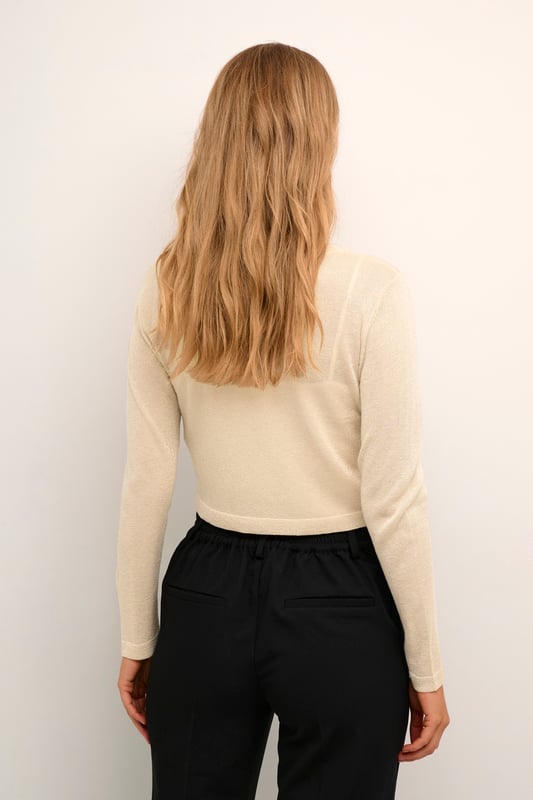 Regular fit,Lange mouwen  Fijne was 30°, niet bleken, niet in de droger drogen, Liggend laten drogen in de schaduw, koud strijken max. 110° C, Droogreiniging  38% Acryl,38% Viscose,16% Polyester,8% Metallic