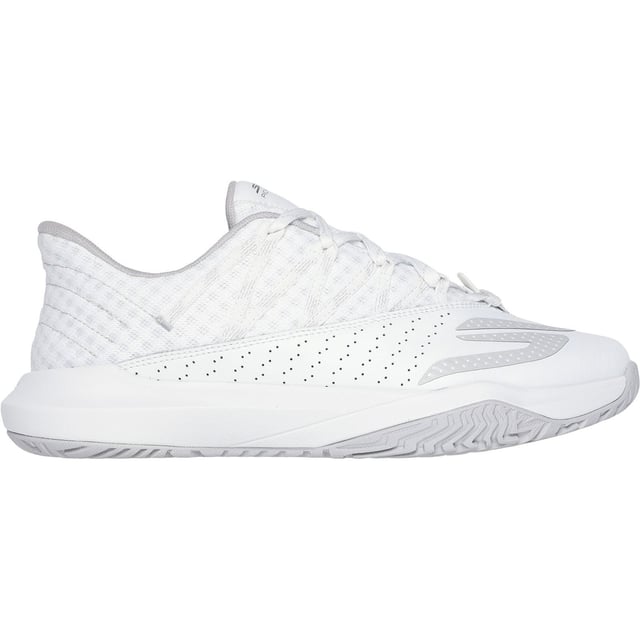 Skechers Performance Skechers Viper Court Rally Leren Witte Sneakers Voor Heren Verbeter je spel met Skechers Viper Court Rally. Deze veterschoen heeft een bovenwerk van mesh en geperforeerd leer met een lichtgewicht Move Foam-binnenzool. Het ontwerp is compleet met een Goodyear Gold compound buitenzool