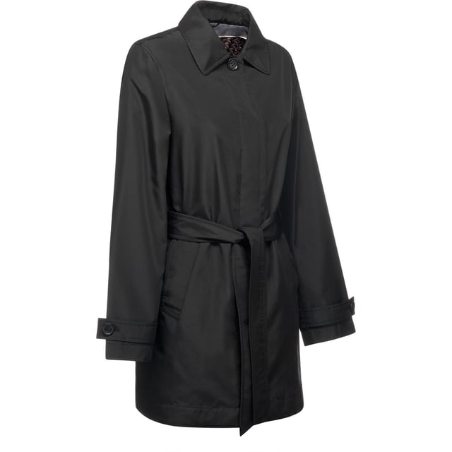 Water-resistant and windproof, Soleil is a trench coat with a waistbelt, practical pockets and a refined vibe. This ultralight garment has been crafted from recycled matt polyester with an everyday aesthetic and will perfectly complete city dressing.