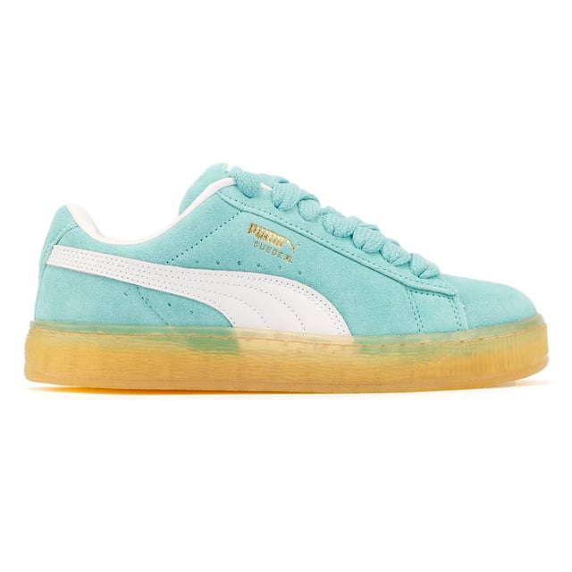 Sneakers featuring a premium suede upper for a sleek and stylish look. Debossed and foil-printed PUMA branding on the quarter panel adds a touch of sophistication. Finished with a durable rubber sole for reliable traction and comfort.