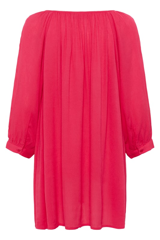 Regular fit,3/4 mouwen  Fijne was 30°, niet bleken, niet in de droger drogen, Liggend laten drogen in de schaduw, koud strijken max. 110° C, Chemisch laten reinigen.  100% Viscose (LENZING™ ECOVERO™)