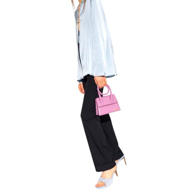 Elevate your accessory collection with the exquisite Jacquemus Le Chiquito Noeud Light Pink Bag. This coveted designer piece combines Parisian elegance with contemporary style, featuring the iconic miniature silhouette that has captivated fashion enthusiasts worldwide. The delicate light pink hue adds a touch of feminine charm to any outfit, while the distinctive knotted detail makes a sophisticated statement. Perfect for special occasions or adding luxury to everyday ensembles, this must-have bag proves that the most extraordinary style comes in small packages. Dimensions: 18x13x7.5 cm. 100% Leather Made In Spain