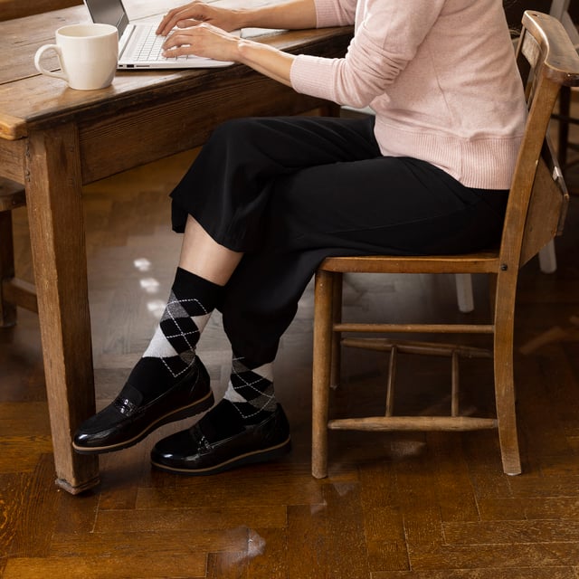 Heat Holders - Ladies Ultra Lite Socks (12 PAIRS): Experience superior warmth and comfort with the Heat Holders Ladies Ultra Lite Socks. Designed to provide lightweight insulation, these socks keep your feet cosy without the bulk, making them perfect for all-day wear. Available in multiple vibrant colours, they add a fun and stylish touch to any outfit while offering effective heat retention. Crafted from innovative thermal yarns, these socks ensure excellent temperature regulation, trapping heat close to your skin while allowing breathability. Their snug yet comfortable fit supports your feet during daily activities, whether you're indoors or out. Available in sizes 4-8, these socks are designed to fit comfortably and securely. The durable fabric blend ensures long-lasting wear and easy maintenance, ideal for busy lifestyles. Extra Product Details: Material: Thermal yarn blend Sizes: 4-8 Colours: Multiple vibrant colours Includes: 12 pairs of ultra lite socks Lightweight yet warm Machine washable. Perfect for anyone seeking lightweight warmth and comfort with a stylish edge for everyday use.