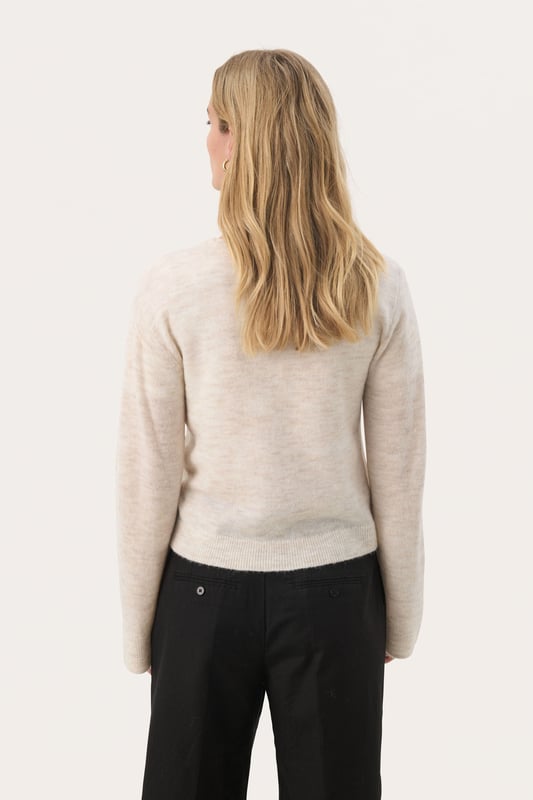 Easy fit,Lange Ärmel  Handwäsche, Nicht bleichen, Nicht im Trockner trocknen, Liegend trocken., Kalt bügeln max. 110° C, Trockenreinigung  36% Polyamid (Recycelt),36% Polyester (Recycelt),25% Wolle (zertifiziert),3% Elasthan