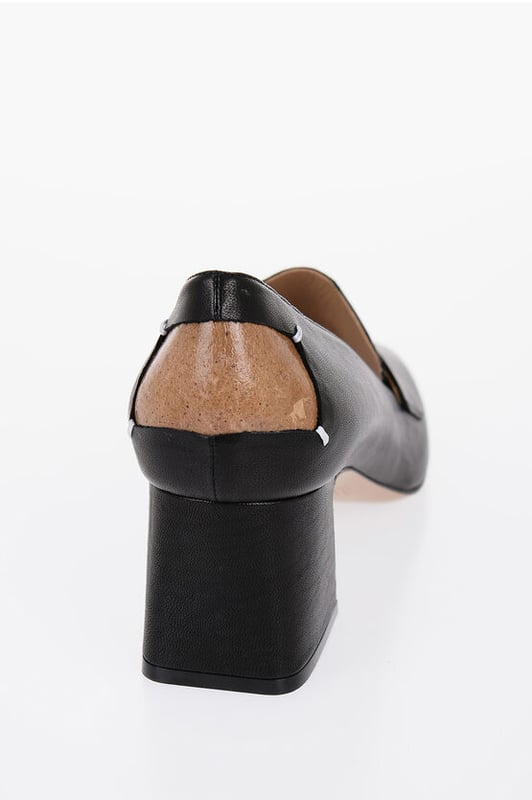WOMEN'S DAY, Lente-Zomer, Zwart, Gemaakt in Italië, Leer, Leren zool. Het bijzondere aan dit product is de volledig handmatige productie en montage. Kleine gebreken of verschillen tussen dezelfde artikelen zijn te verwachten en vormen een garantie voor het ambachtelijke karakter van het product. Speciale zorg en aandacht worden aanbevolen bij het dragen van dit kledingstuk.