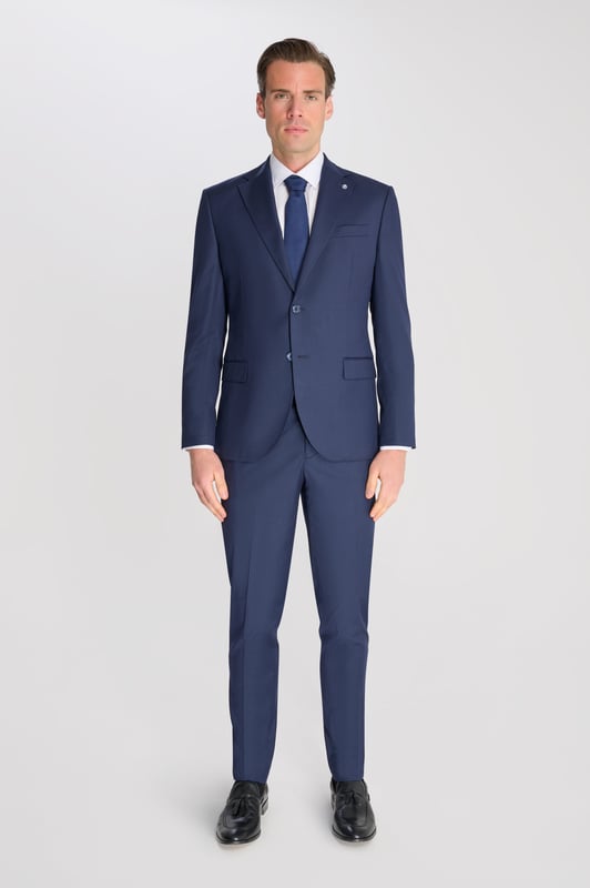 Suit Trousers by Carter & Jones

Elevate your formal wardrobe with the Suit Trousers by Carter & Jones, designed for the discerning gentleman who values both style and sophistication. Each featuring those classic details that ensure you stand out in any setting.

Trousers: Pleated trousers that offer a refined silhouette with a Hook and Bar Closure, combining comfort with style for an impeccable fit.

Slim Fit.

Dry Clean Only.

Main Fabric 68% Polyester 29% Viscose 3% Elastane.

Lining 100% Polyester.